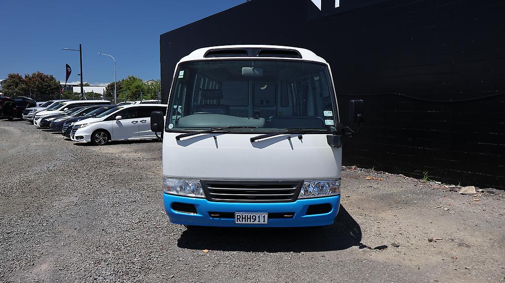 Toyota Coaster Coaster, Cabover Bus image 315132