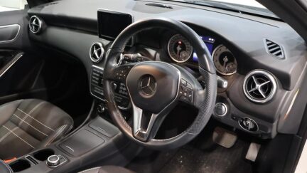 Mercedes-benz A 180 Cruise Control Reversing Camera image 314765