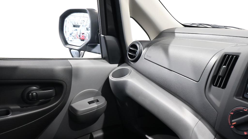 Nissan Nv200 Apple Car Play & Android Auto image 314272