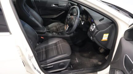 Mercedes-benz A 180 Cruise Control Reversing Camera image 314764