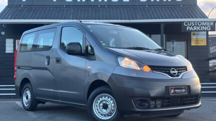 Nissan Nv200 LOW KM, LIKE NEW!! image 256858