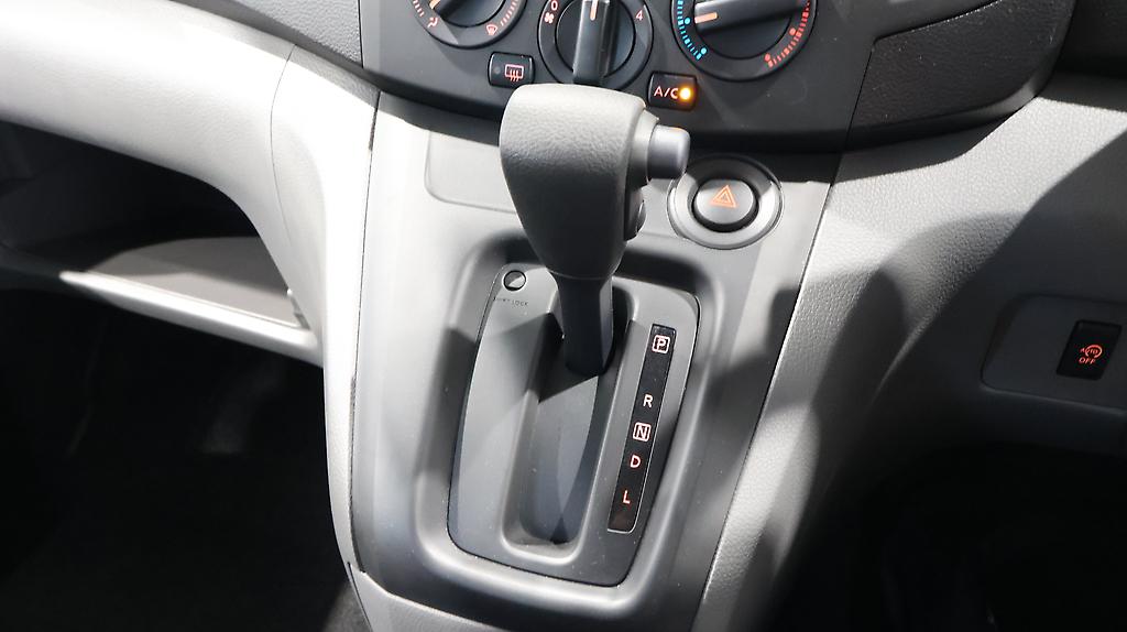 Nissan Nv200 Apple Car Play & Android Auto image 314271