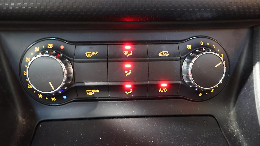 Mercedes-benz A 180 Cruise Control Reversing Camera image 314775