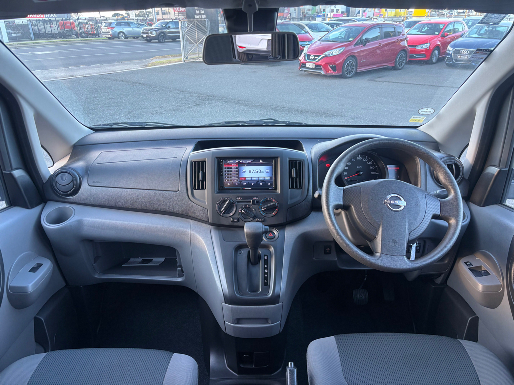 Nissan Nv200 LOW KM, LIKE NEW!! image 256869