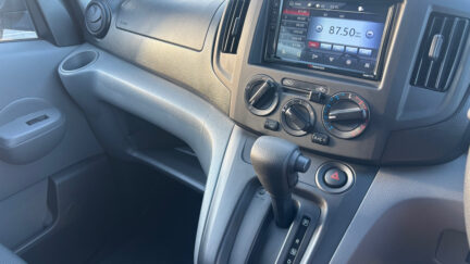 Nissan Nv200 LOW KM, LIKE NEW!! image 256871