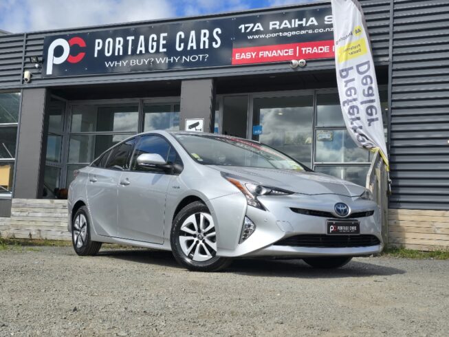 2016 Toyota Prius image 219635