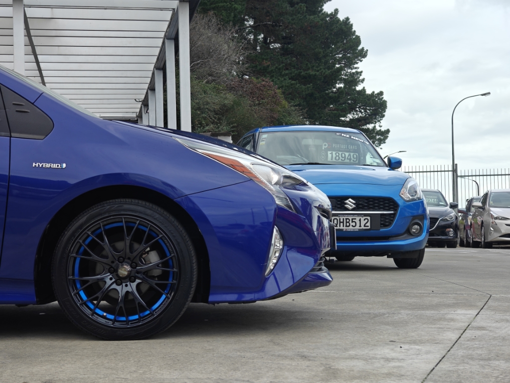 Toyota Prius S Safety Plus, TSS, Top Spec image 251308