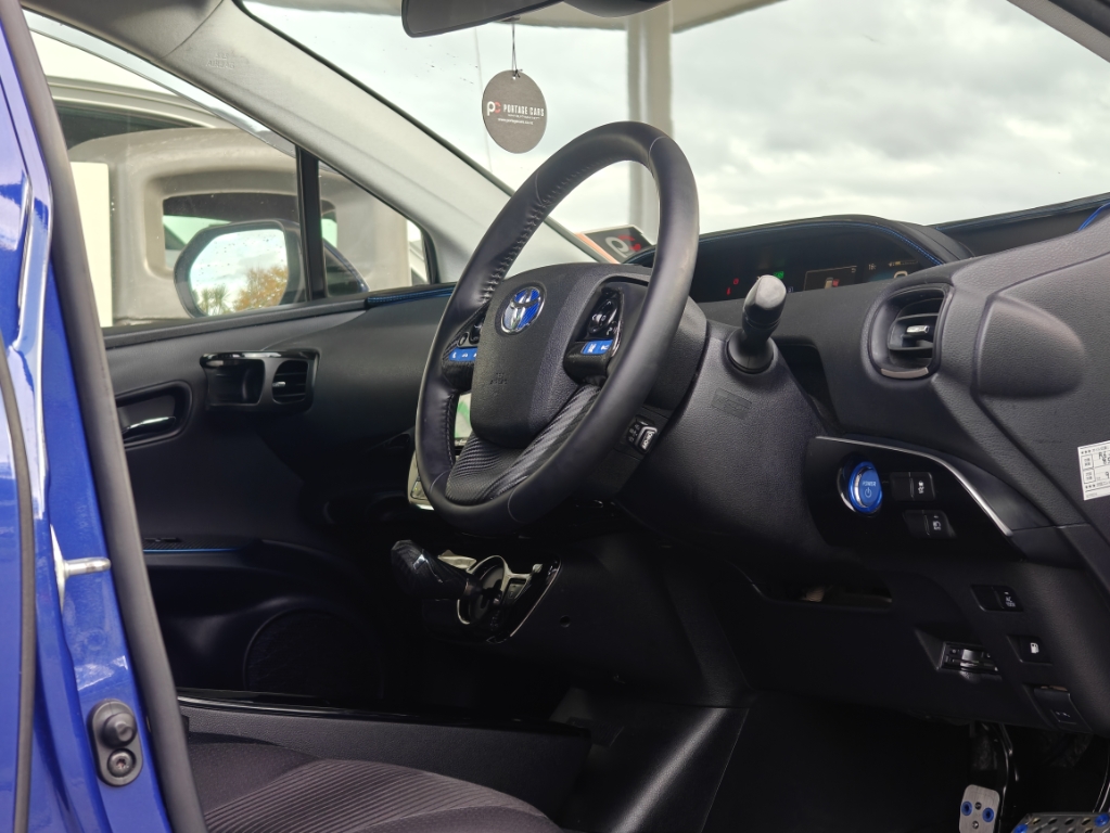 Toyota Prius S Safety Plus, TSS, Top Spec image 251315