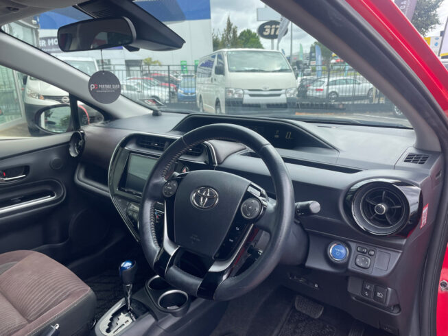 2017 Toyota Aqua image 219743