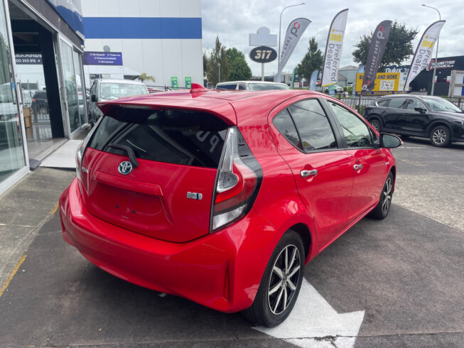 2017 Toyota Aqua image 219738