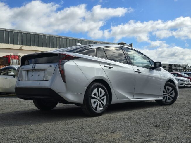 2016 Toyota Prius image 219653