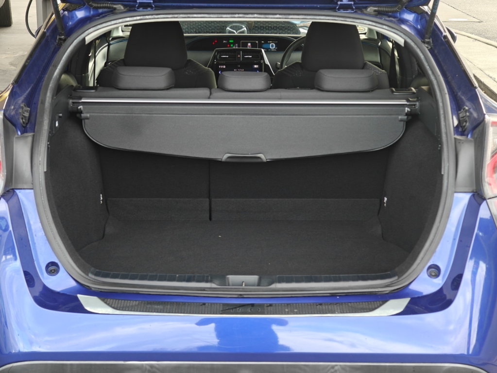 Toyota Prius S Safety Plus, TSS, Top Spec image 251311