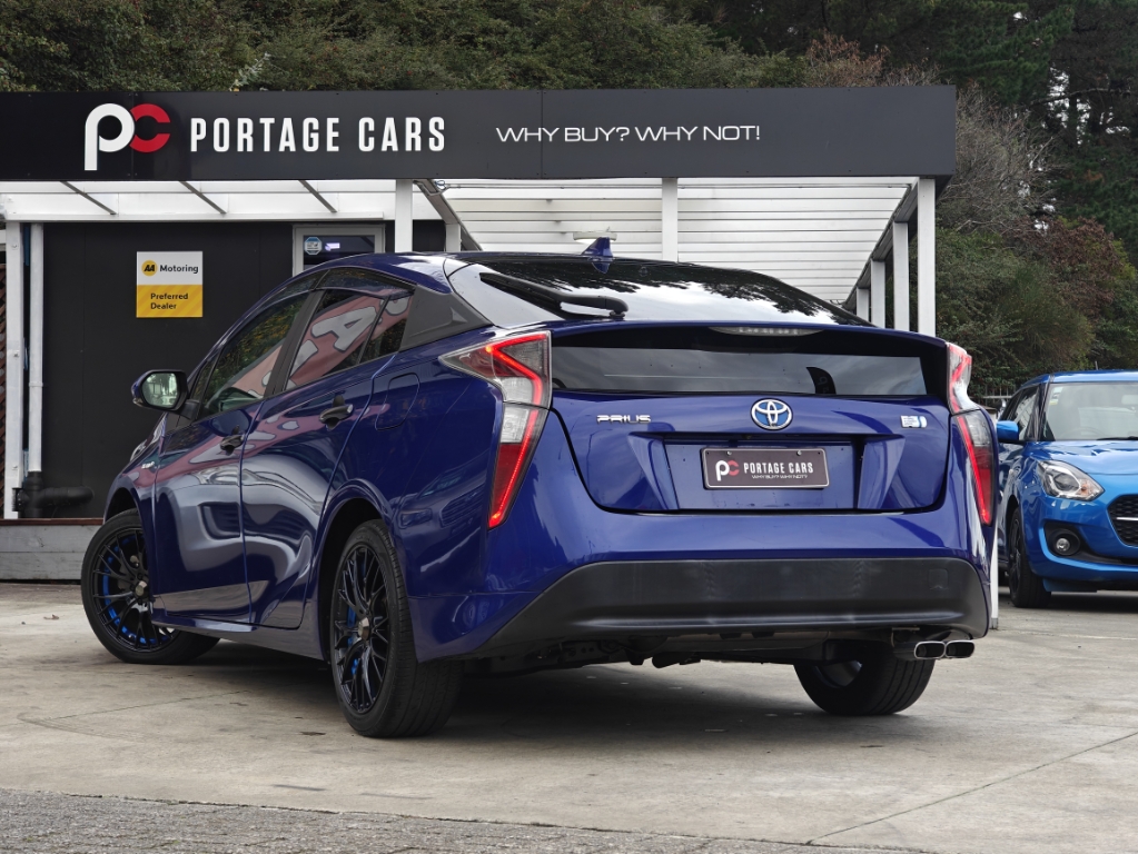 Toyota Prius S Safety Plus, TSS, Top Spec image 251304