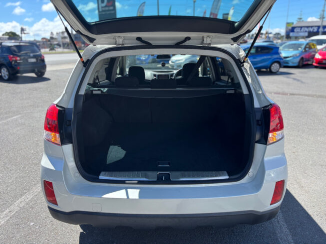2012 Subaru Outback image 229110