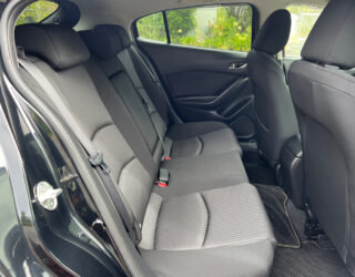 2013 Mazda Axela Sports 20S Touring image 228476