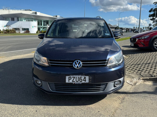 2013 Volkswagen Touran 7 Seater – Leather – TSI image 296422
