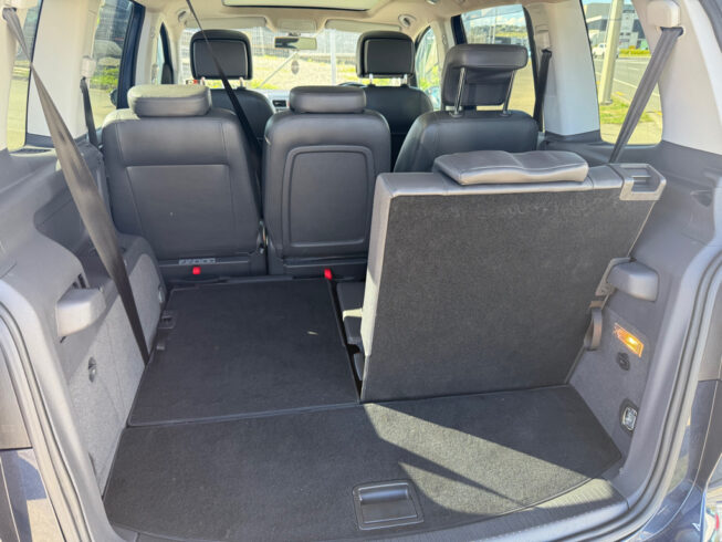 2013 Volkswagen Touran 7 Seater – Leather – TSI image 296431