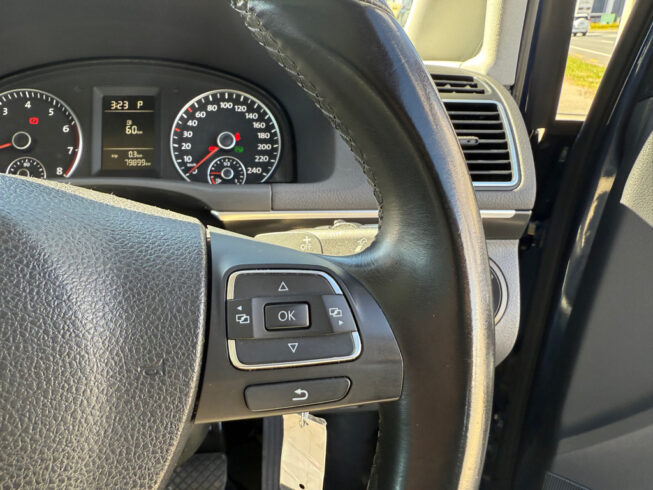 2013 Volkswagen Touran 7 Seater – Leather – TSI image 296429