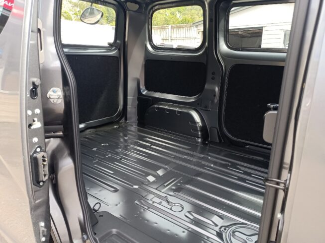 2021 Nissan Nv200 Delivery Km’s Just Like New image 227635