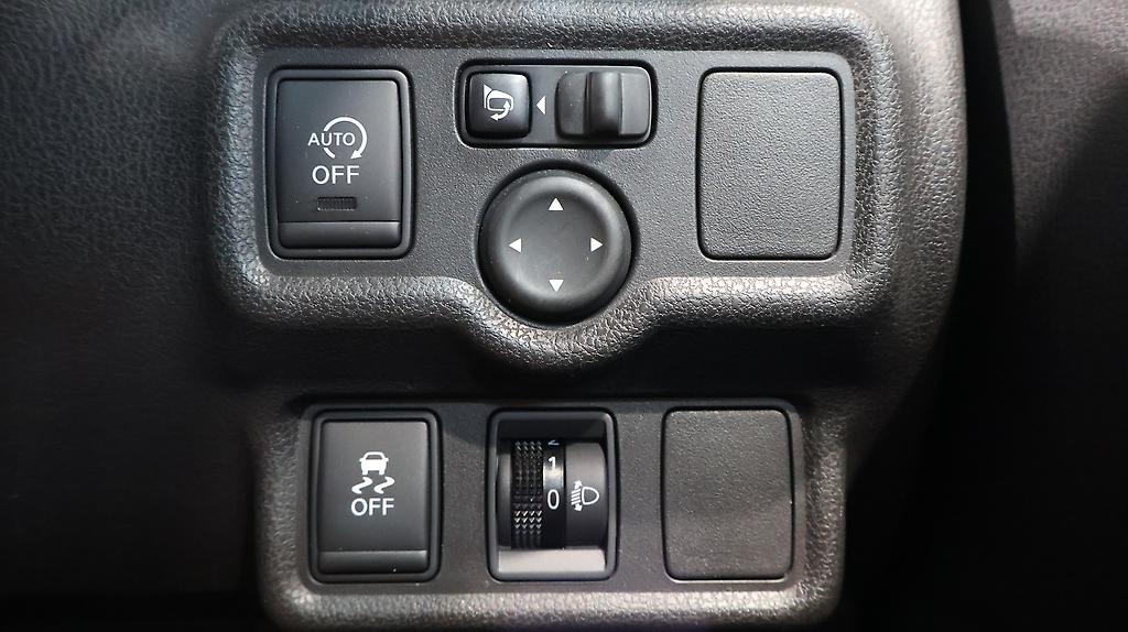 Nissan Note X Model **Low KMS** image 317893