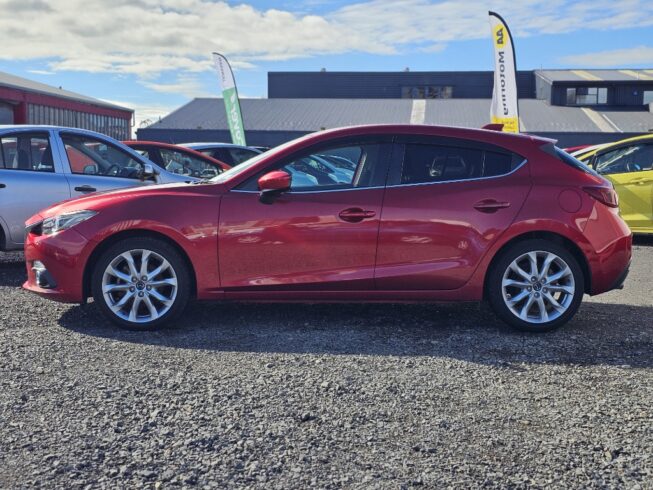 2013 Mazda Axela Sports 20S Touring image 298422
