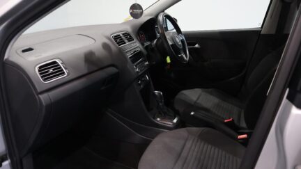 Volkswagen Polo TSI Comfortline Blue Motion image 304761