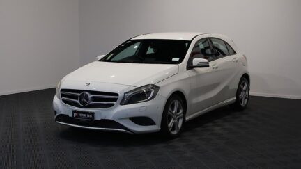 Mercedes-benz A 180 Cruise Control Reversing Camera image 312647