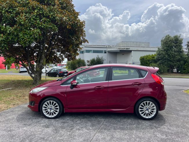 2014 Ford Fiesta 1.0 EcoBoost image 235399