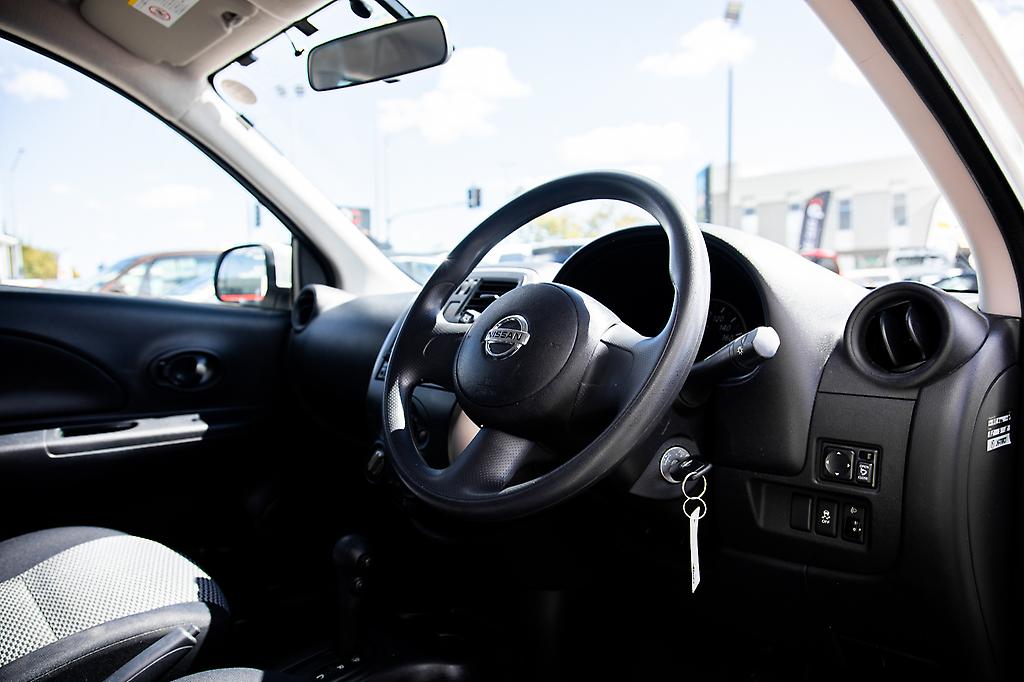 Nissan March S Model 1.2L image 235725