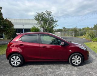 2014 Mazda Demio 13-Skyactive image 233737