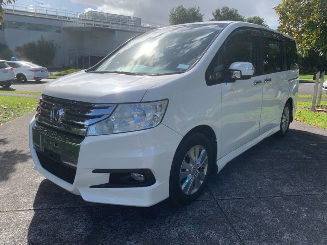 2012 Honda Step Wagon Spada Z HDD Edition image 234728