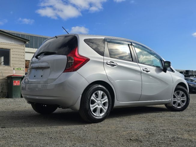 2015 Nissan Note image 235194