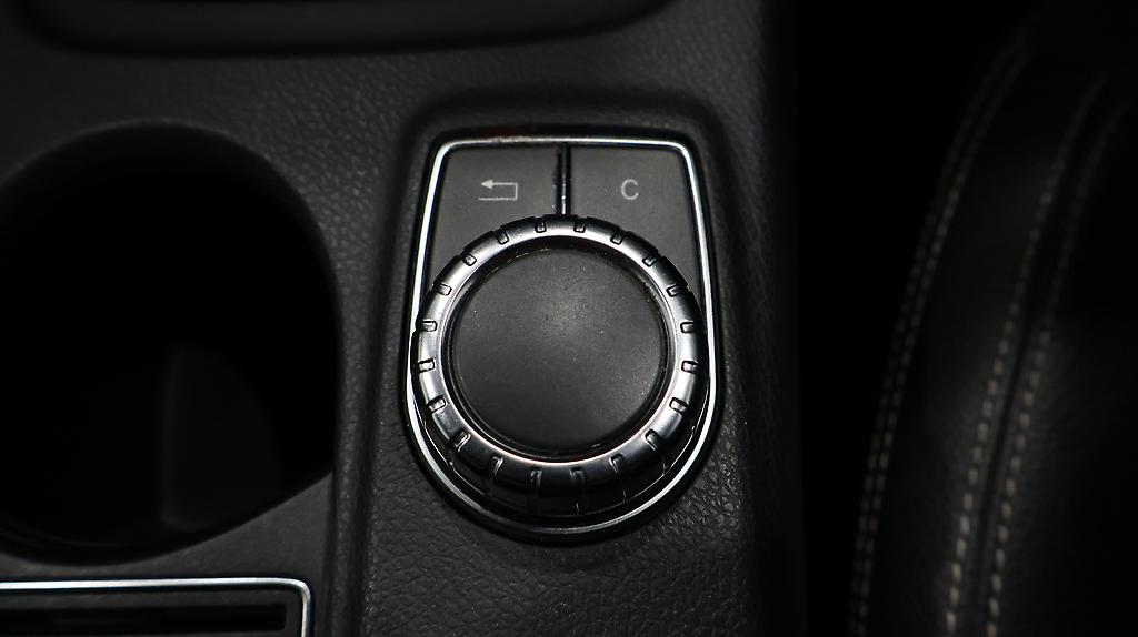 Mercedes-benz A 180 Cruise Control Reversing Camera image 312667