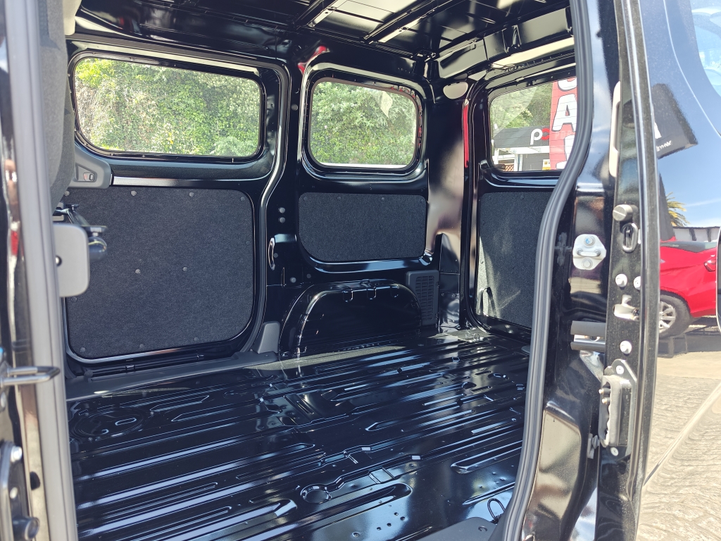Nissan Nv200 Cargo S, Courier Van image 241835