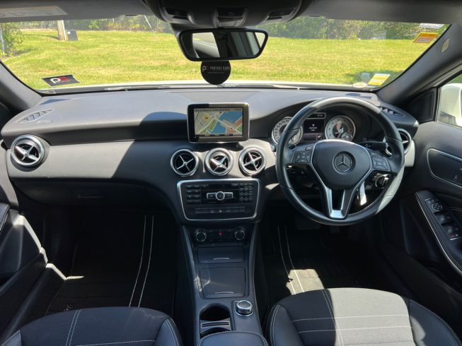 2013 Mercedes-benz A 180 Low KMS, Black Mags image 239434