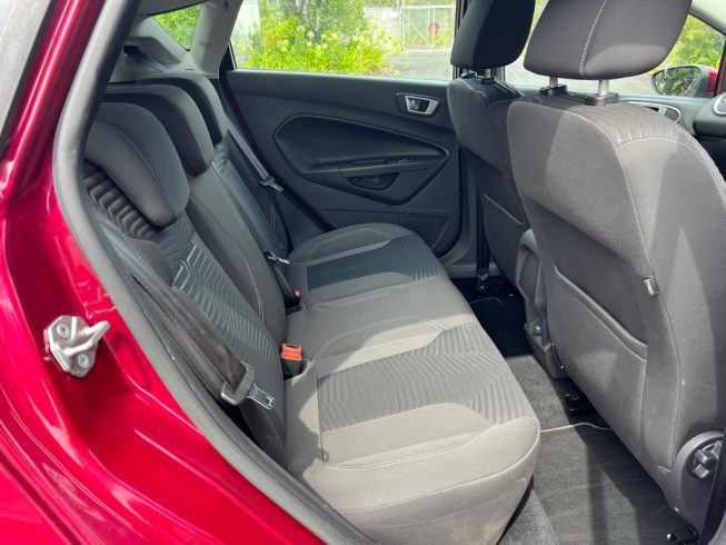 2014 Ford Fiesta 1.0 EcoBoost image 235404