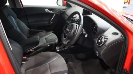 Audi A1 Sport Back 1.4TFSI Sport Package image 311345