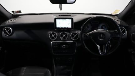 Mercedes-benz A 180 Cruise Control Reversing Camera image 312658