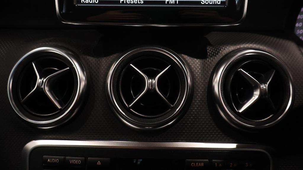 Mercedes-benz A 180 Cruise Control Reversing Camera image 312665