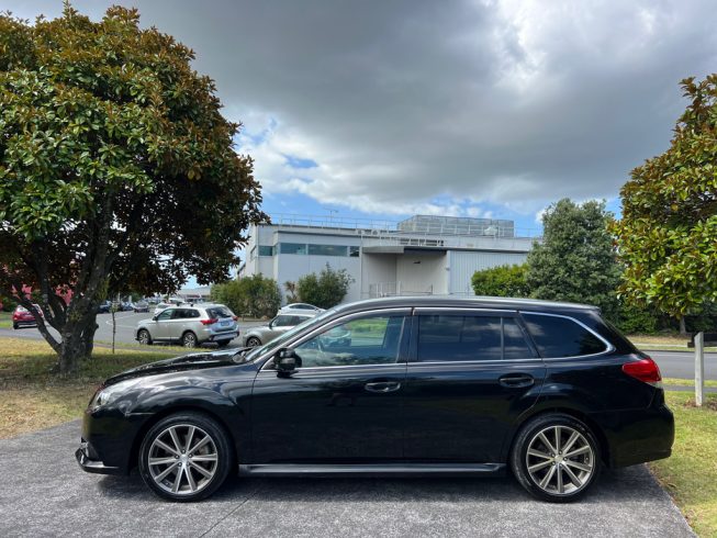 2012 Subaru Legacy 2.0GT DIT 4WD image 235525