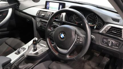 Bmw 320i Sports image 317142