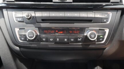 Bmw 320i Sports image 317148