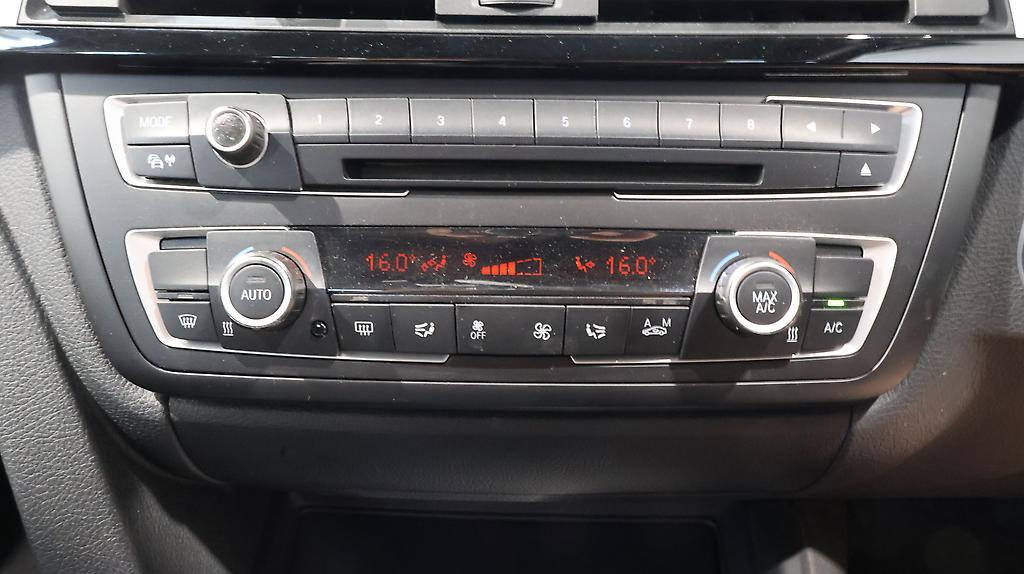 Bmw 320i Sports image 317148