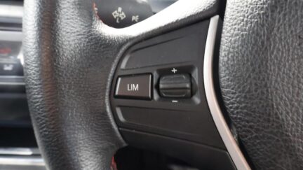 Bmw 320i Sports image 317147