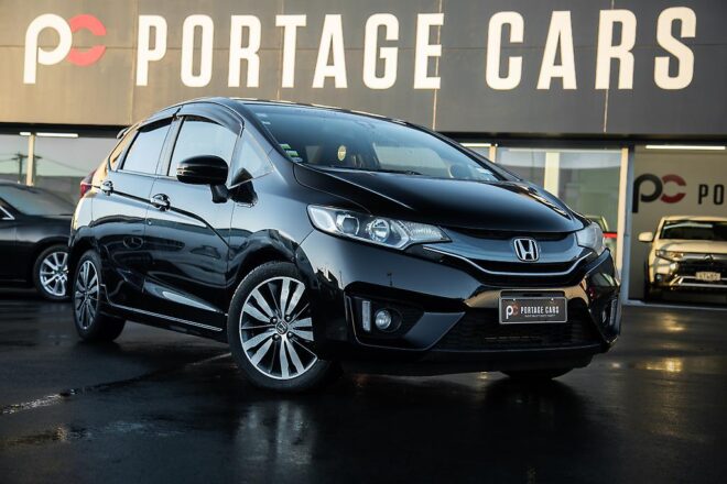 2013 Honda Fit Hybrid S-Package – Cruise Control – Alloy Wheels image 293669