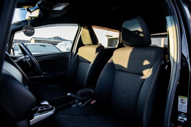 2013 Honda Fit Hybrid S-Package – Cruise Control – Alloy Wheels image 293687