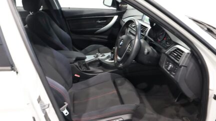 Bmw 320i Sports image 317141