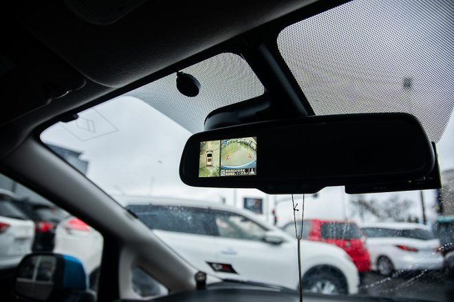 2014 Nissan Note X DIG-S Emergency Brake Package image 243689