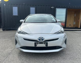 2017 Toyota Prius E Model/ Steering Wheel Controls/ Push Start image 277099