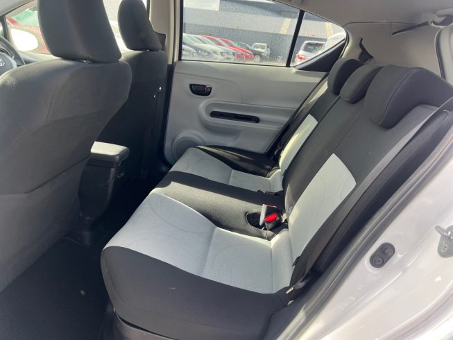 2012 Toyota Aqua S Model – Push Button Start – Factory Alloys image 276485